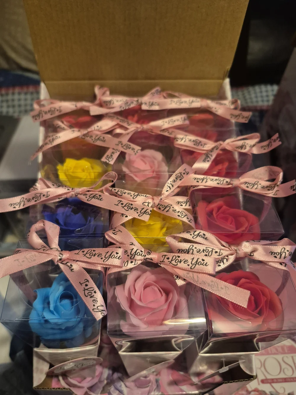 Wholesale Boutique Soap Rose Keepsake - 12 Pieces Per Display